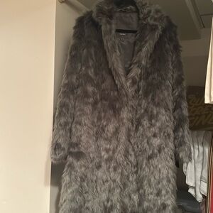 Vera Wang Scarlett Womens Ash Gray Faux Fur Coat New with tags retail $298 LARGE